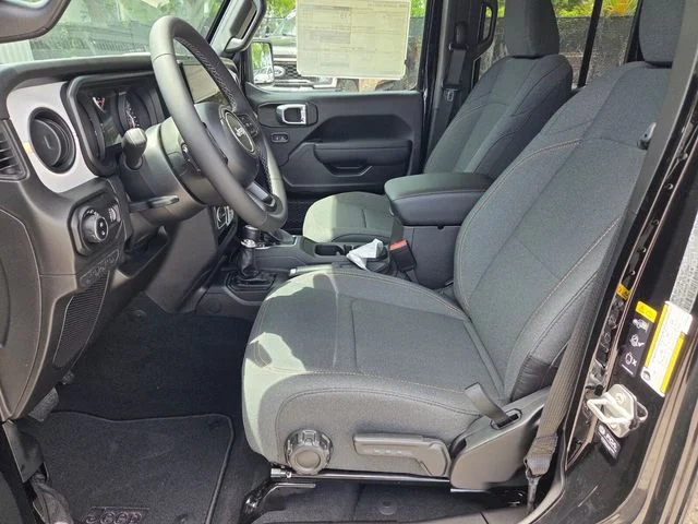 New 2026 Black Clear-Coat Exterior Paint Jeep Sport S image 5
