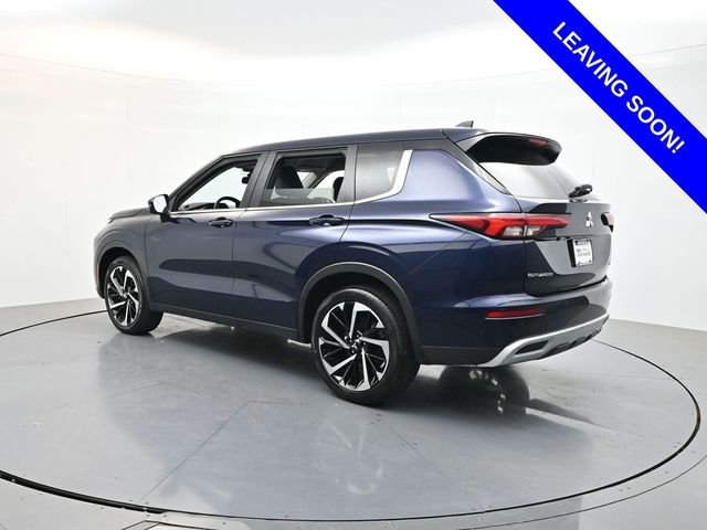 Used 2024  Mitsubishi SE image 5