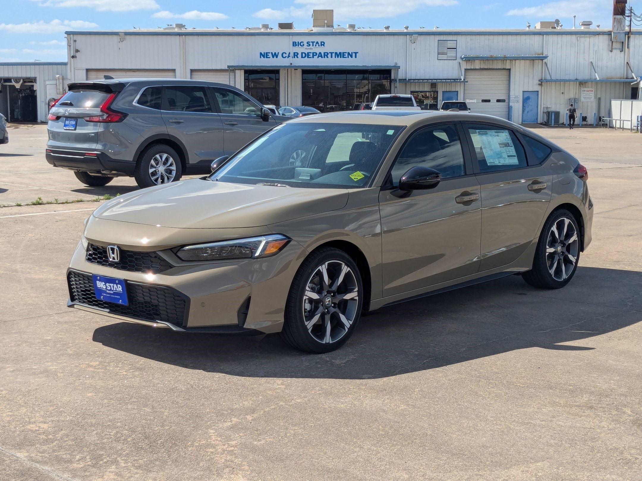 New 2026 Sand Dune Pearl Honda Sport Touring image 8