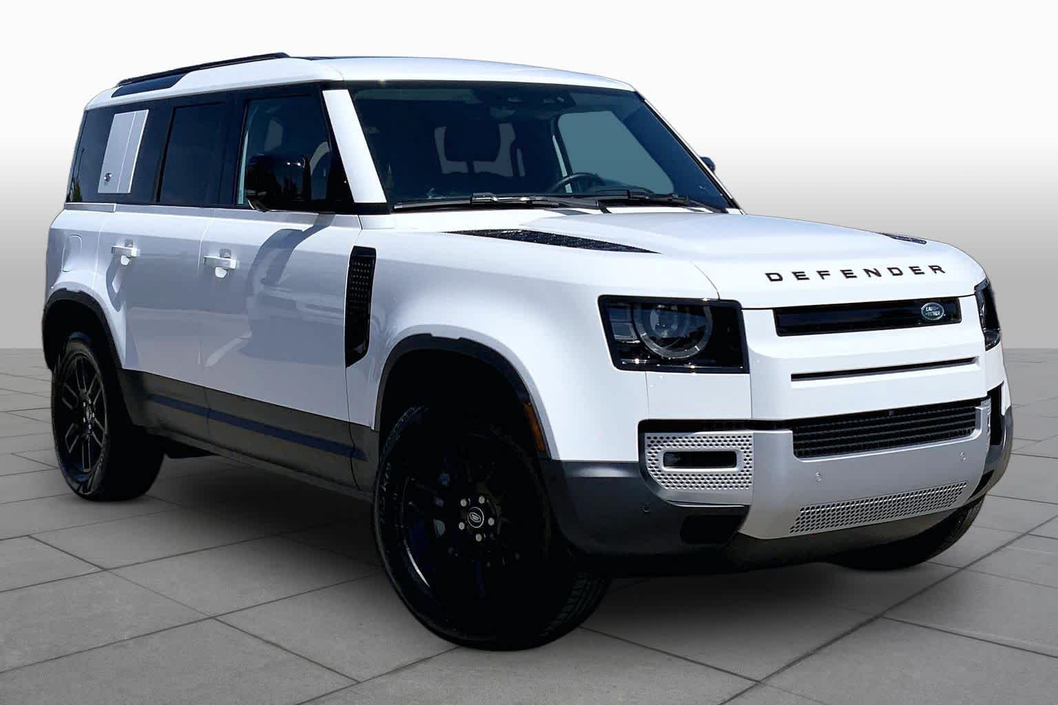 Used 2024 Fuji White Land Rover S image 3