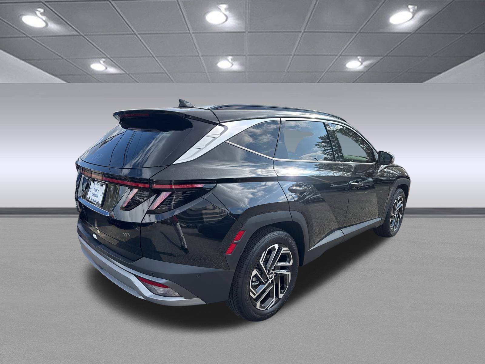 New 2026 Phantom Black Hyundai Limited image 5
