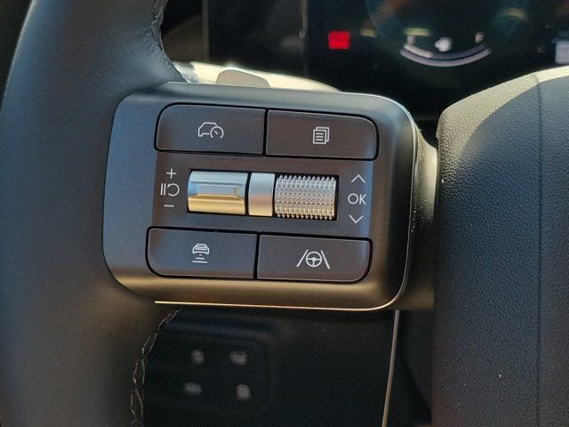 New 2026 White Hyundai SE FWD image 13