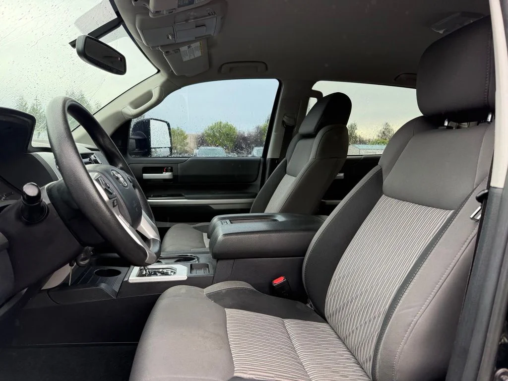 Used 2017 Black Toyota SR5 image 9