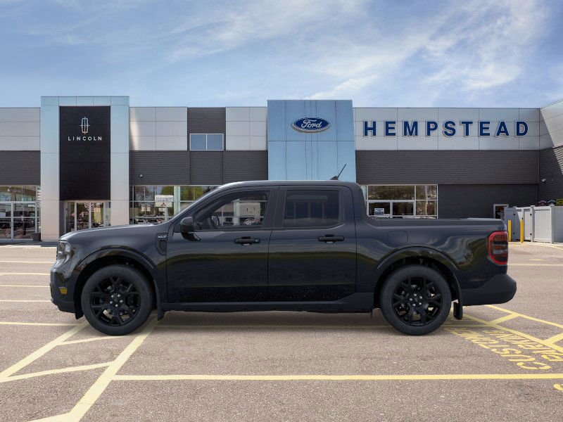 New 2026 Shadow Black Ford XLT image 3