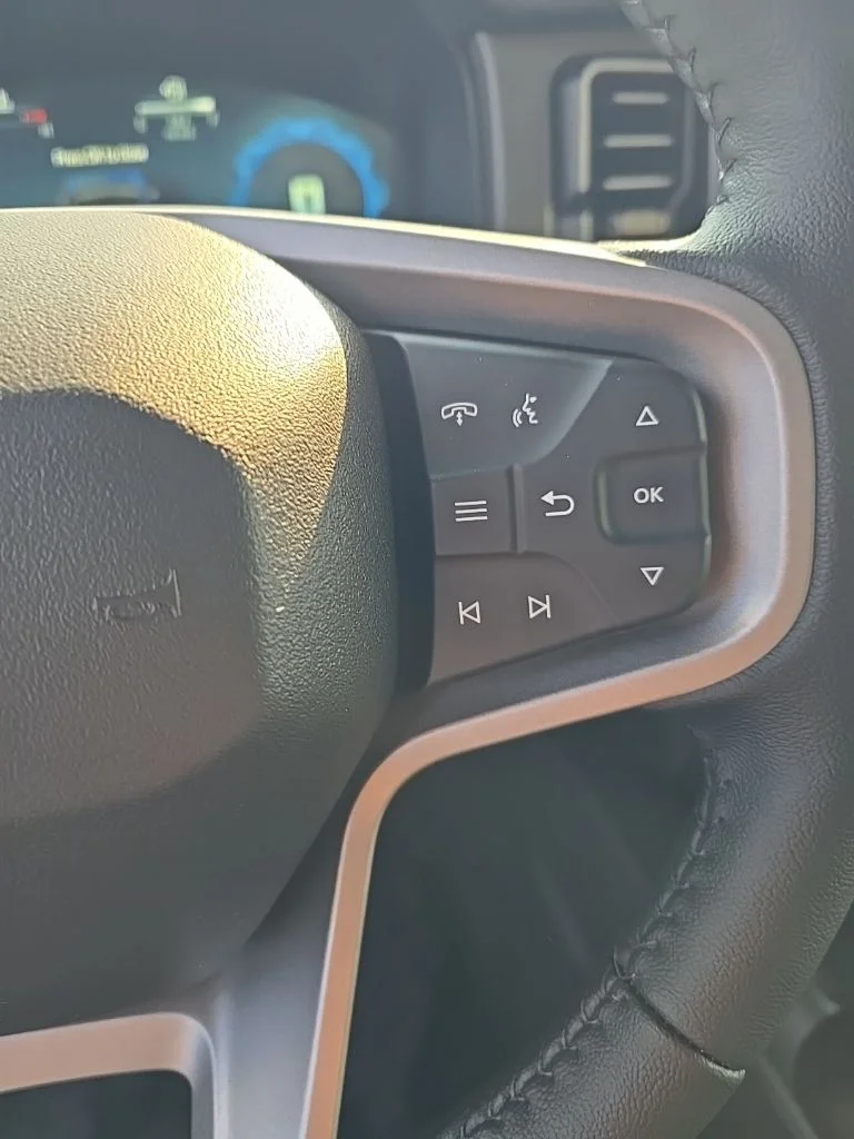 New 2026 Avalanche Gray Ford Badlands® image 15