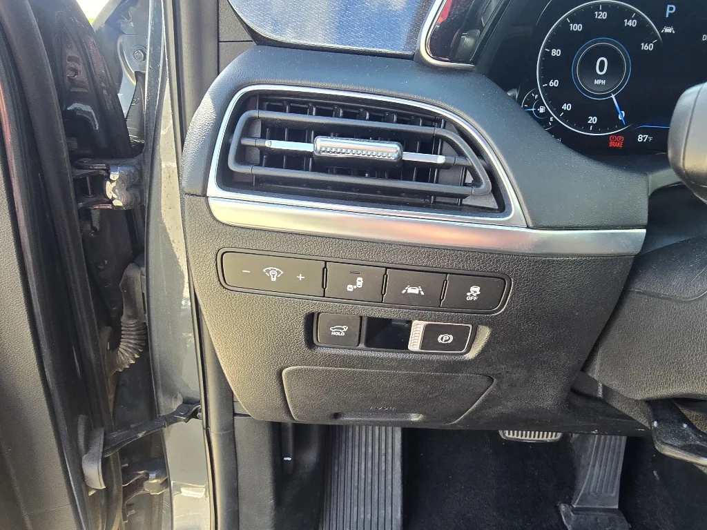 Used 2020 Steel Graphite Hyundai Limited image 18