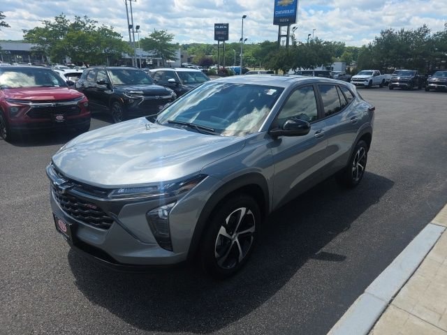 Used 2024 Gray Chevrolet 1RS image 6