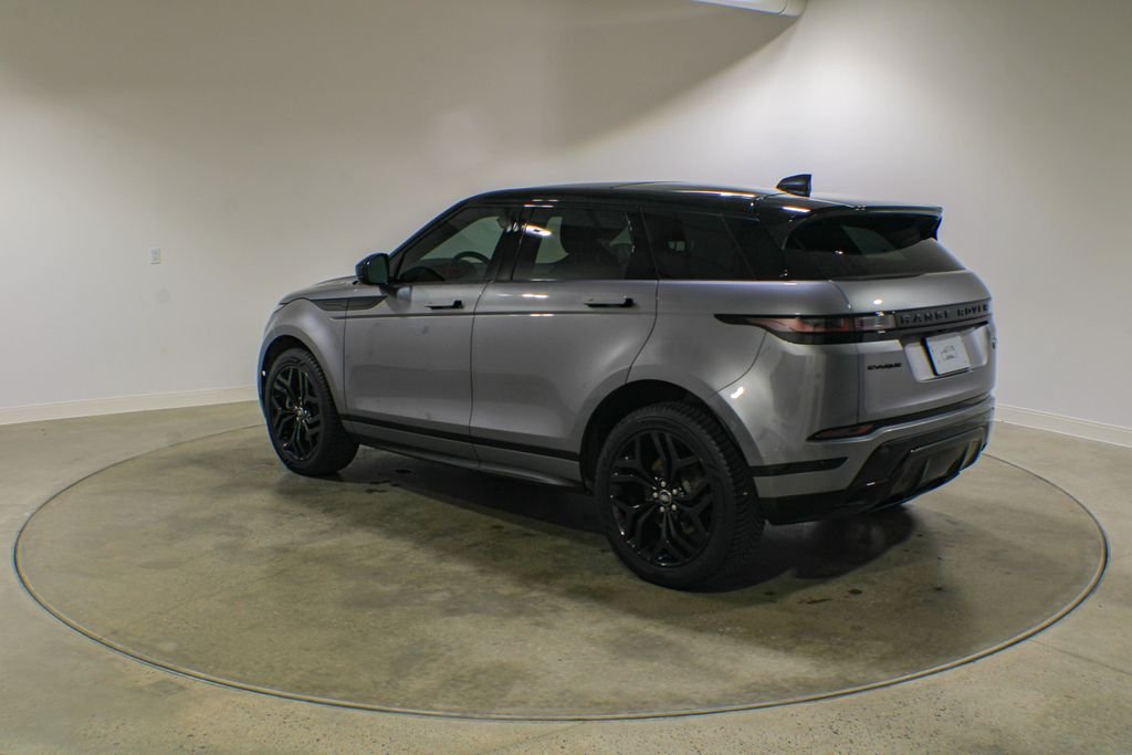 Used 2022 Eiger Gray Metallic Land Rover R-Dynamic SE image 4