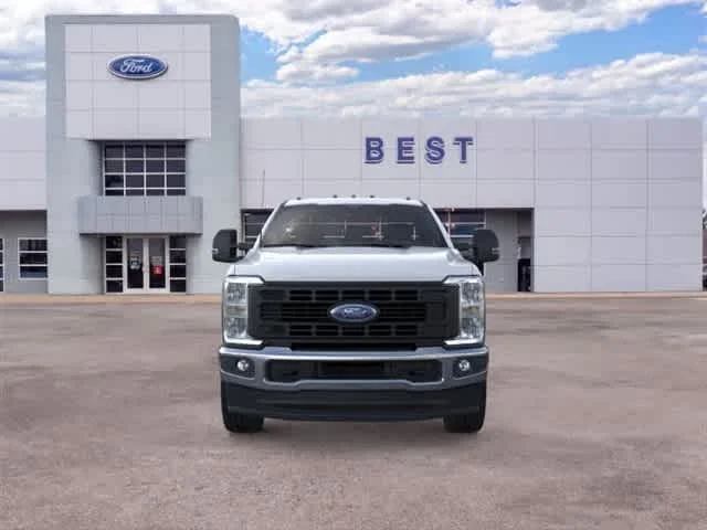 New 2026 Oxford White Ford F-350® XL image 28