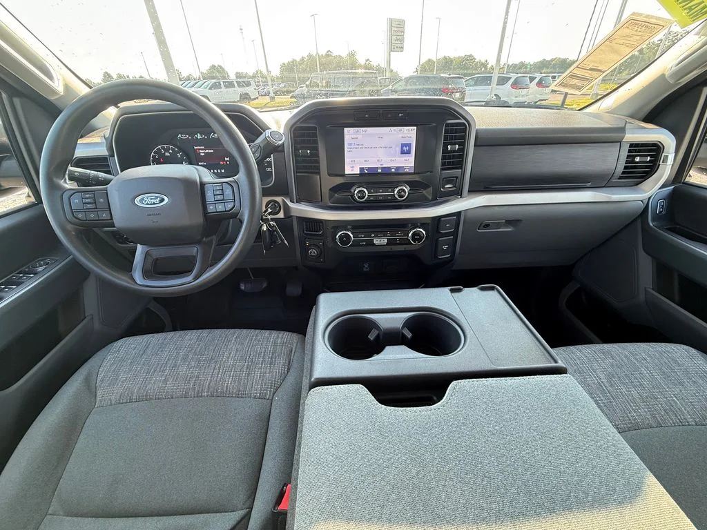 Used 2023 Blue Ford XLT image 7