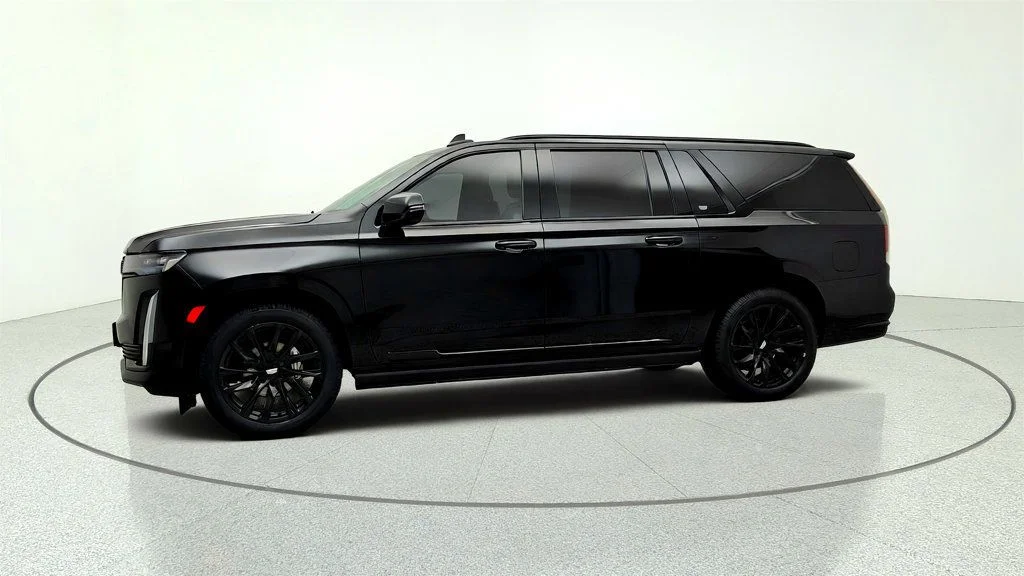 Used 2022 Black Raven Cadillac 4WD 4dr Sport w/ AKG Audio, Touring & Onyx Pkgs image 8