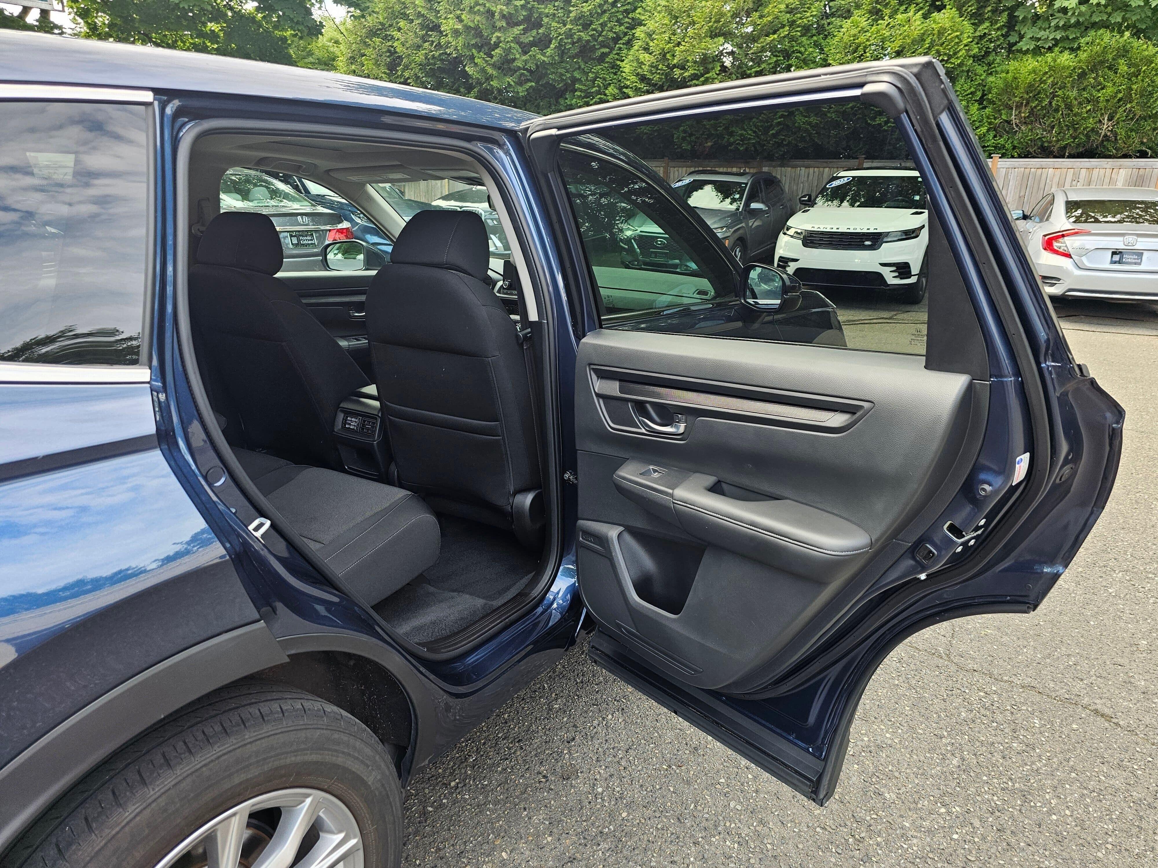 Used 2023 Canyon River Blue Metallic Honda EX image 13