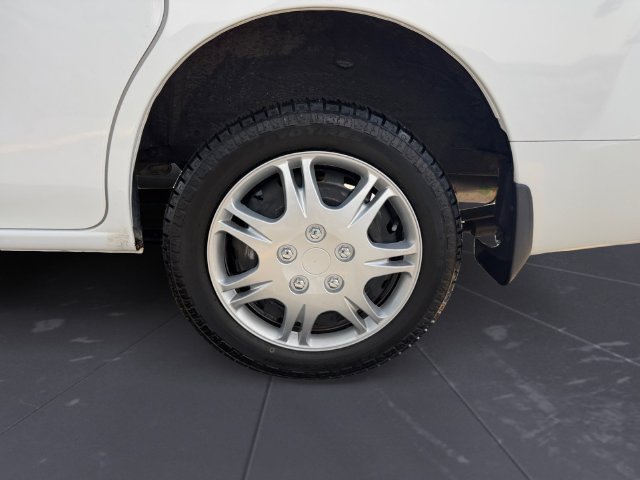 Used 2020 White Nissan SV image 37