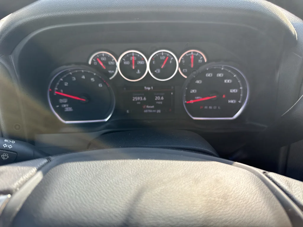 Used 2021 Summit White Chevrolet Custom image 14