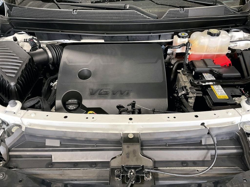 Used 2023 White Chevrolet RS image 30