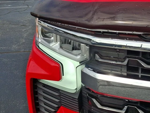Used 2024 Red Chevrolet LT image 9