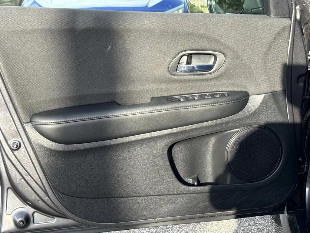 Used 2020 Gray Honda LX image 21