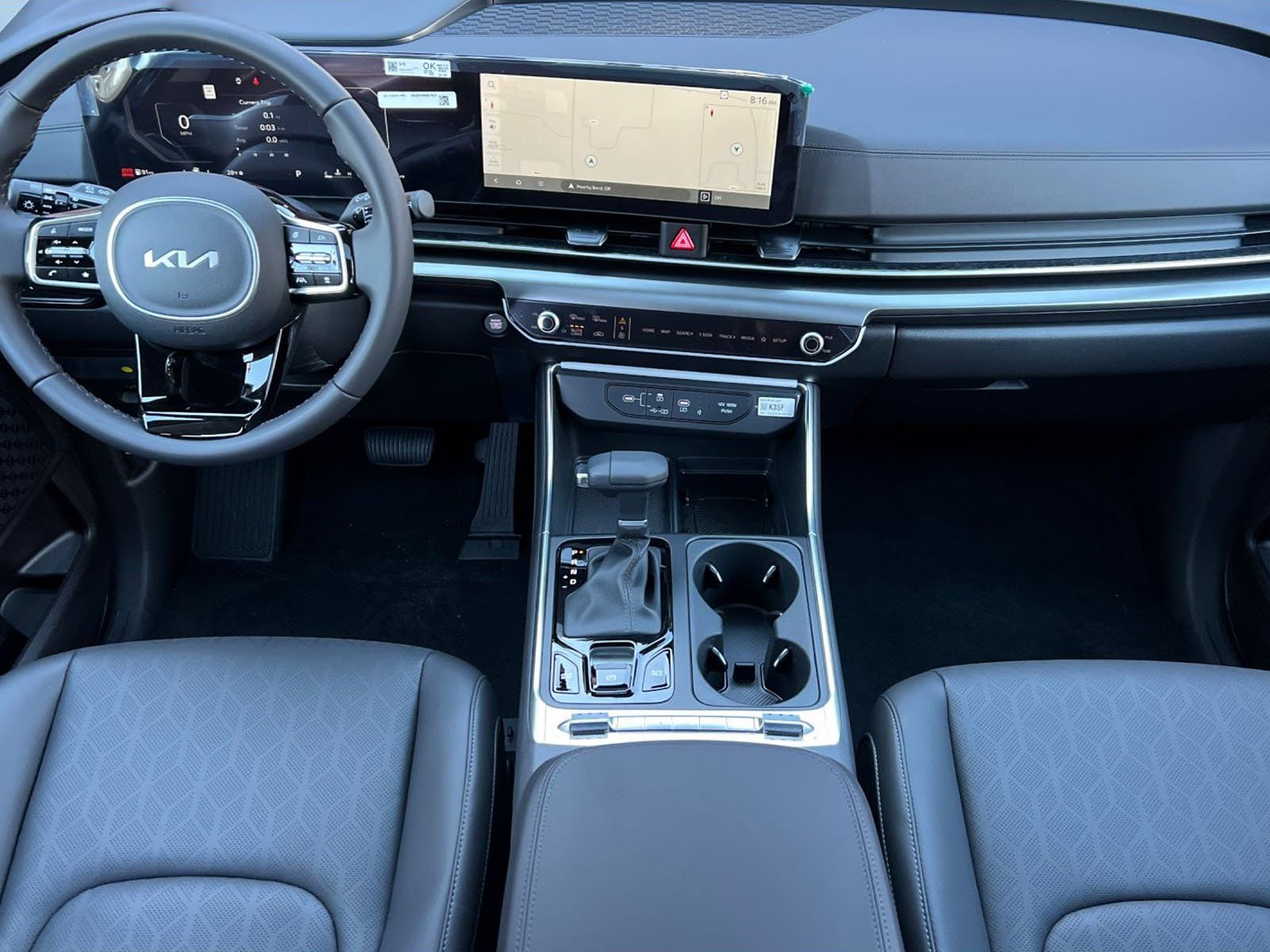 2025 Kia Carnival SX - Photo 13