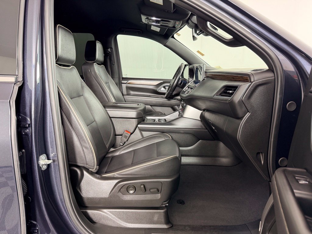 Used 2023 Gray Chevrolet Premier image 30
