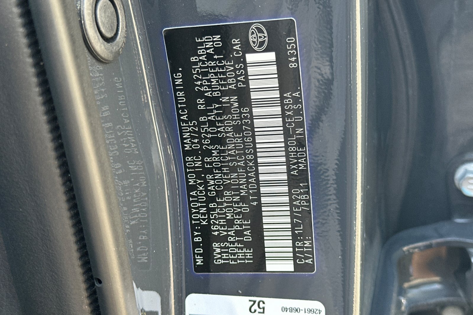 Used 2025 Underground Toyota SE image 28