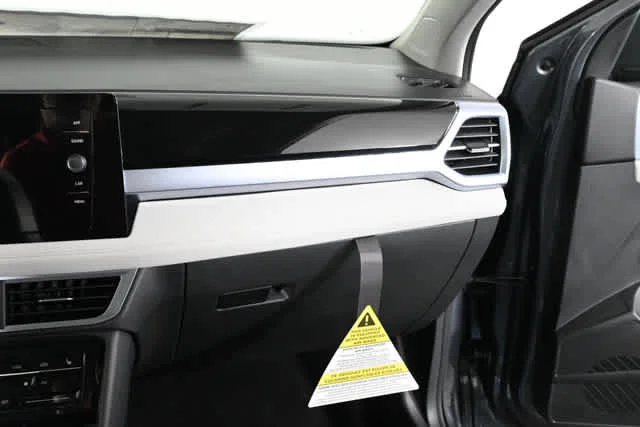 New 2026 Platinum Gray Metallic Volkswagen SE image 14