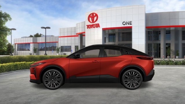 New 2026 Tandoori with Midnight Black Metallic roof <sup>1</sup> Toyota  XSE image 7