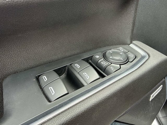 Used 2024 Summit White Chevrolet LTZ image 27
