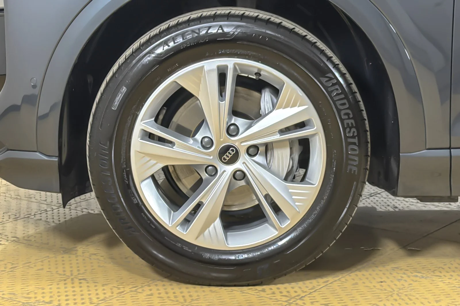 Used 2025 Manhattan Gray Metallic Audi Premium RWD image 26