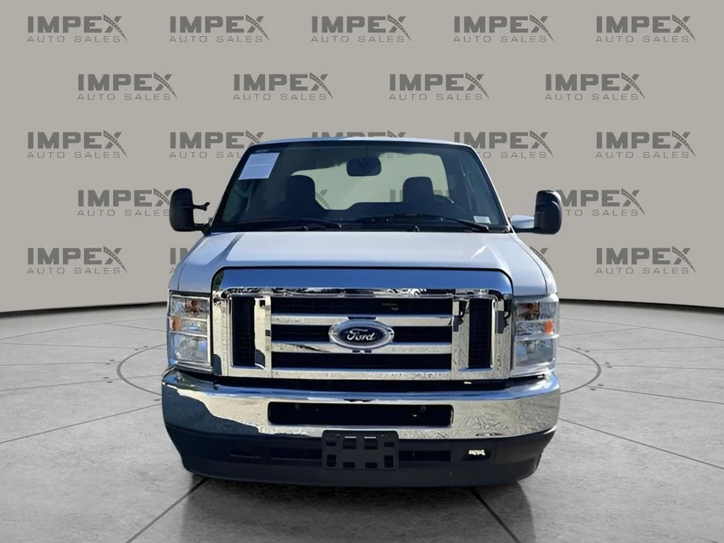 Used 2024 White Ford Base image 3