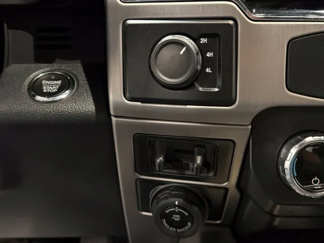 Used 2022 Silver Ford Platinum image 15