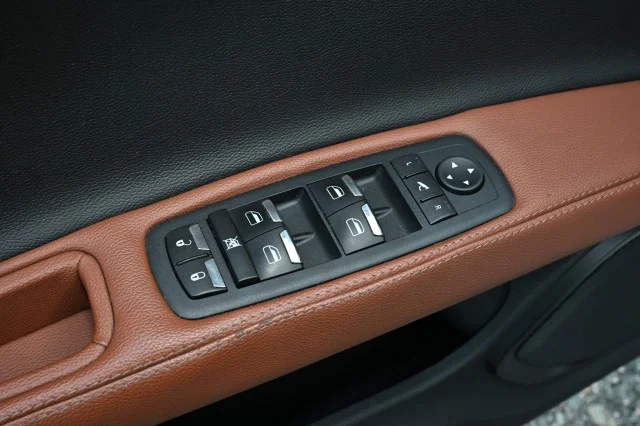 Used 2022 BLUE Maserati Modena Q4 ~~ image 19