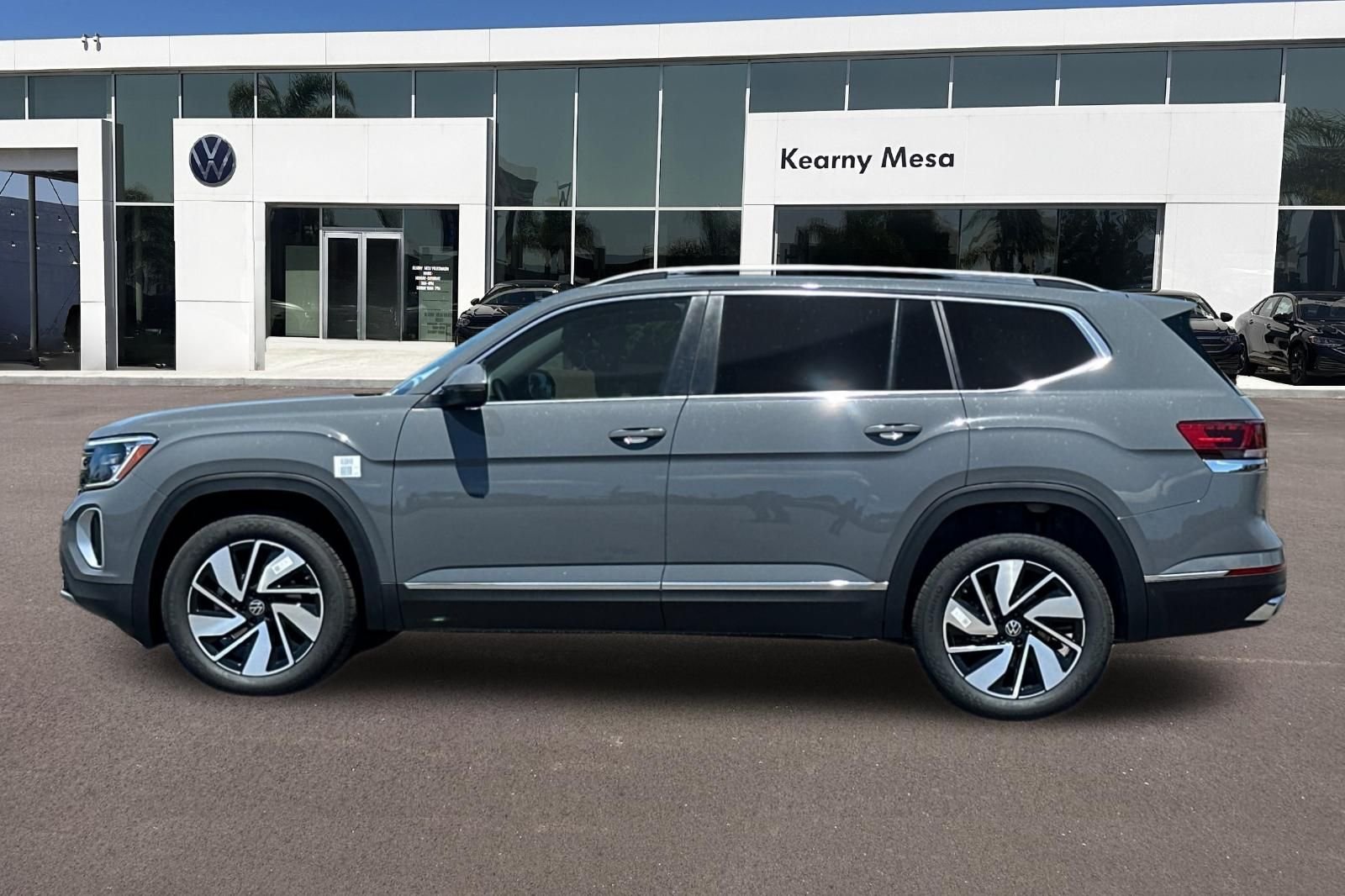 New 2026 Pure Gray Volkswagen 2.0T SEL image 7