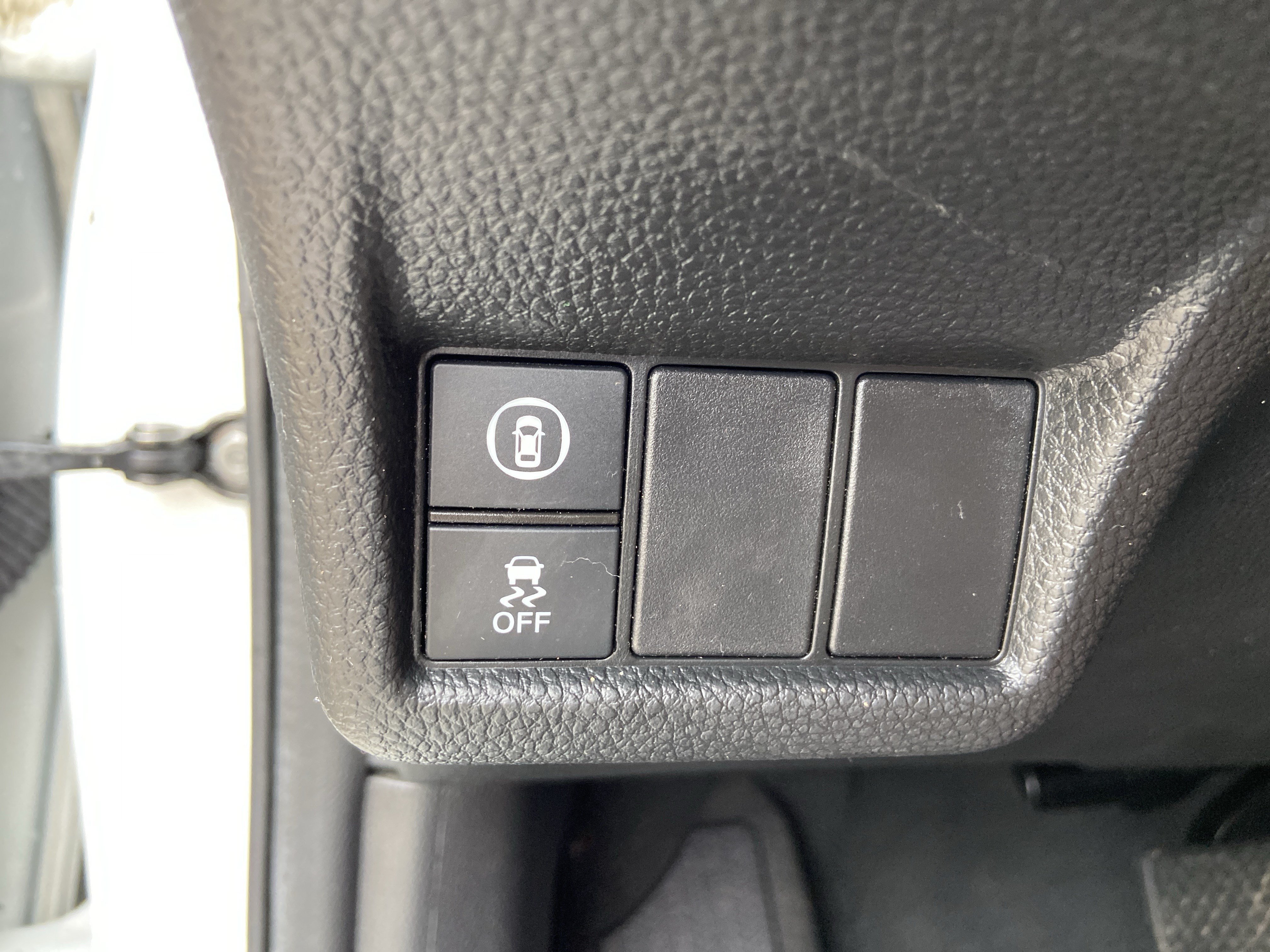 Used 2024 Platinum White Pearl Honda EX image 43