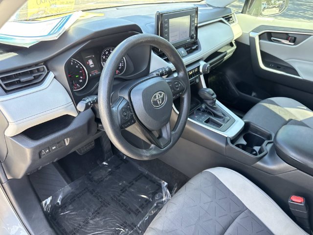 Used 2021 Silver Sky Metallic Toyota XLE image 21