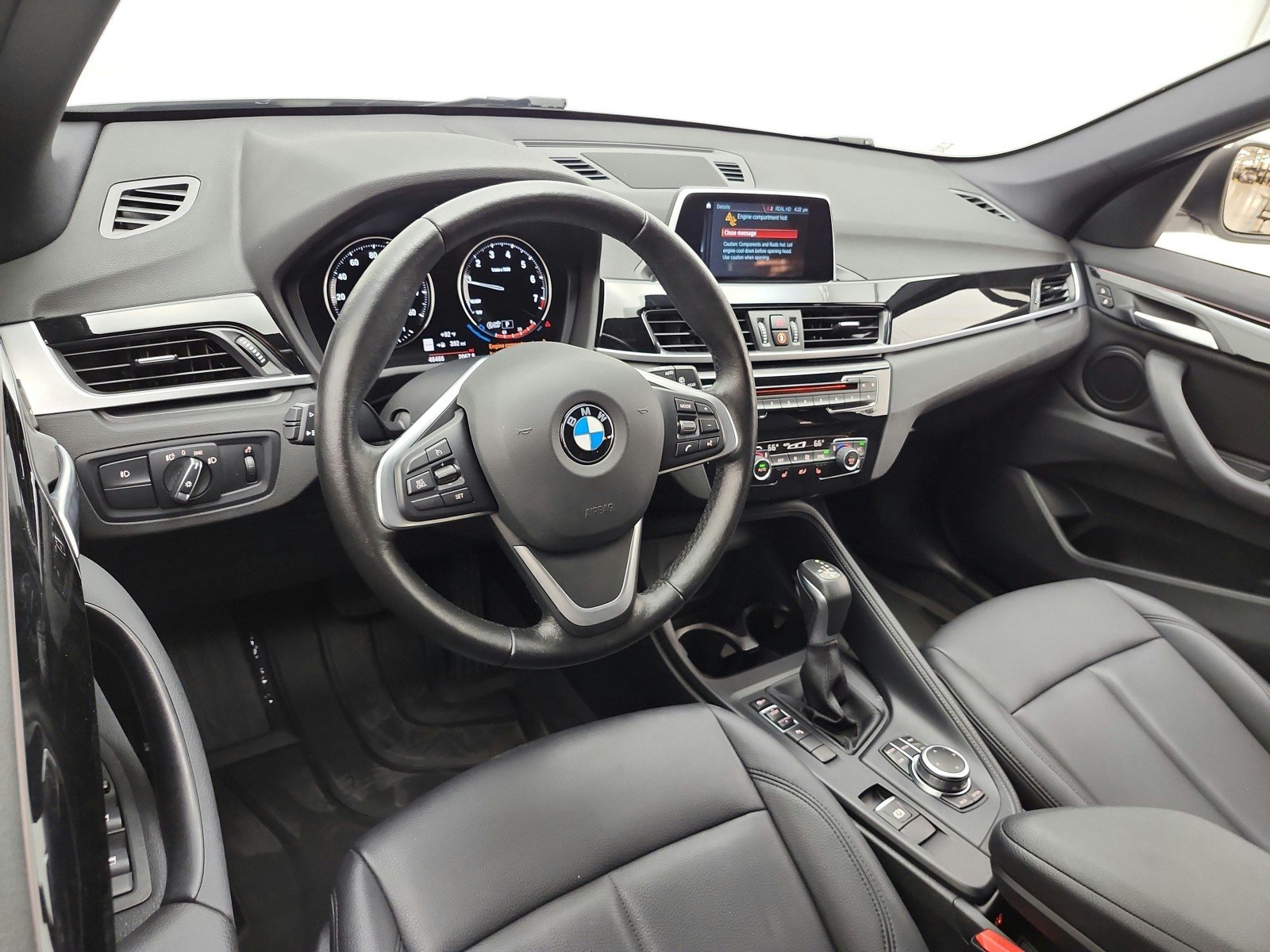 Used 2019 Alpine White BMW sDrive28i Sports Activity Vehicle image 14