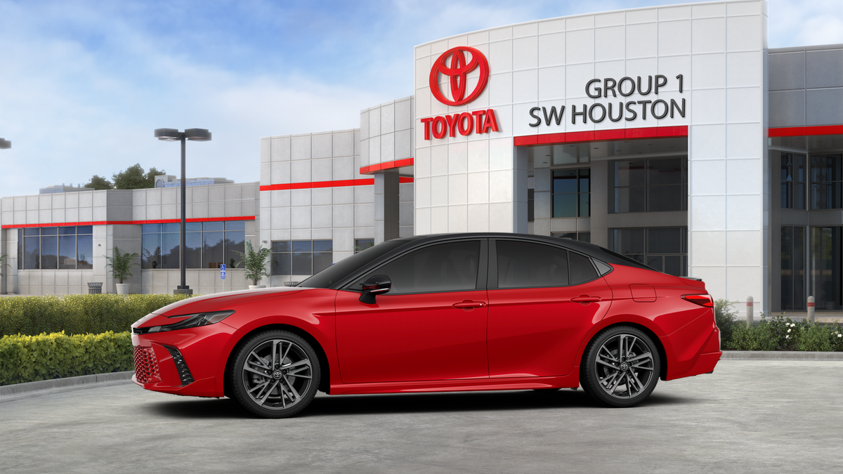 New 2026 Supersonic Red with Midnight Black Metallic roof Toyota XSE image 3