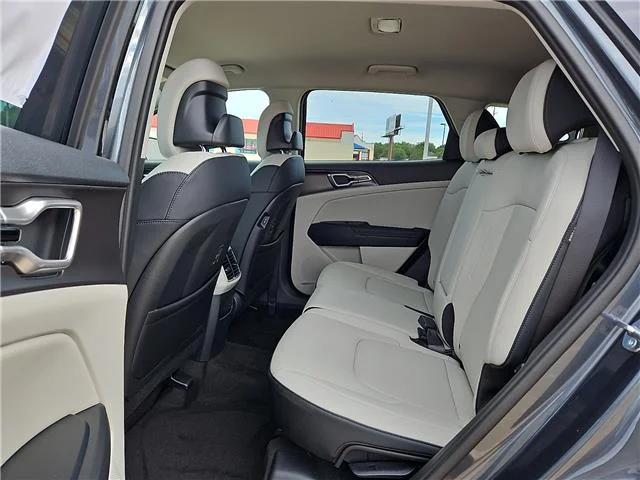 New 2026 Gravity Gray KIA EX Front-Wheel Drive image 10
