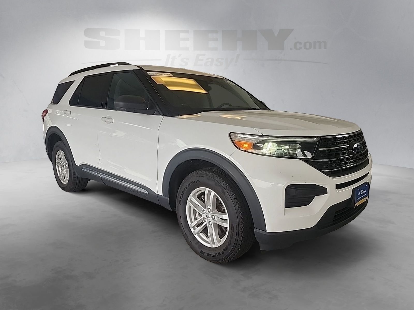 Used 2022 White Ford XLT image 2