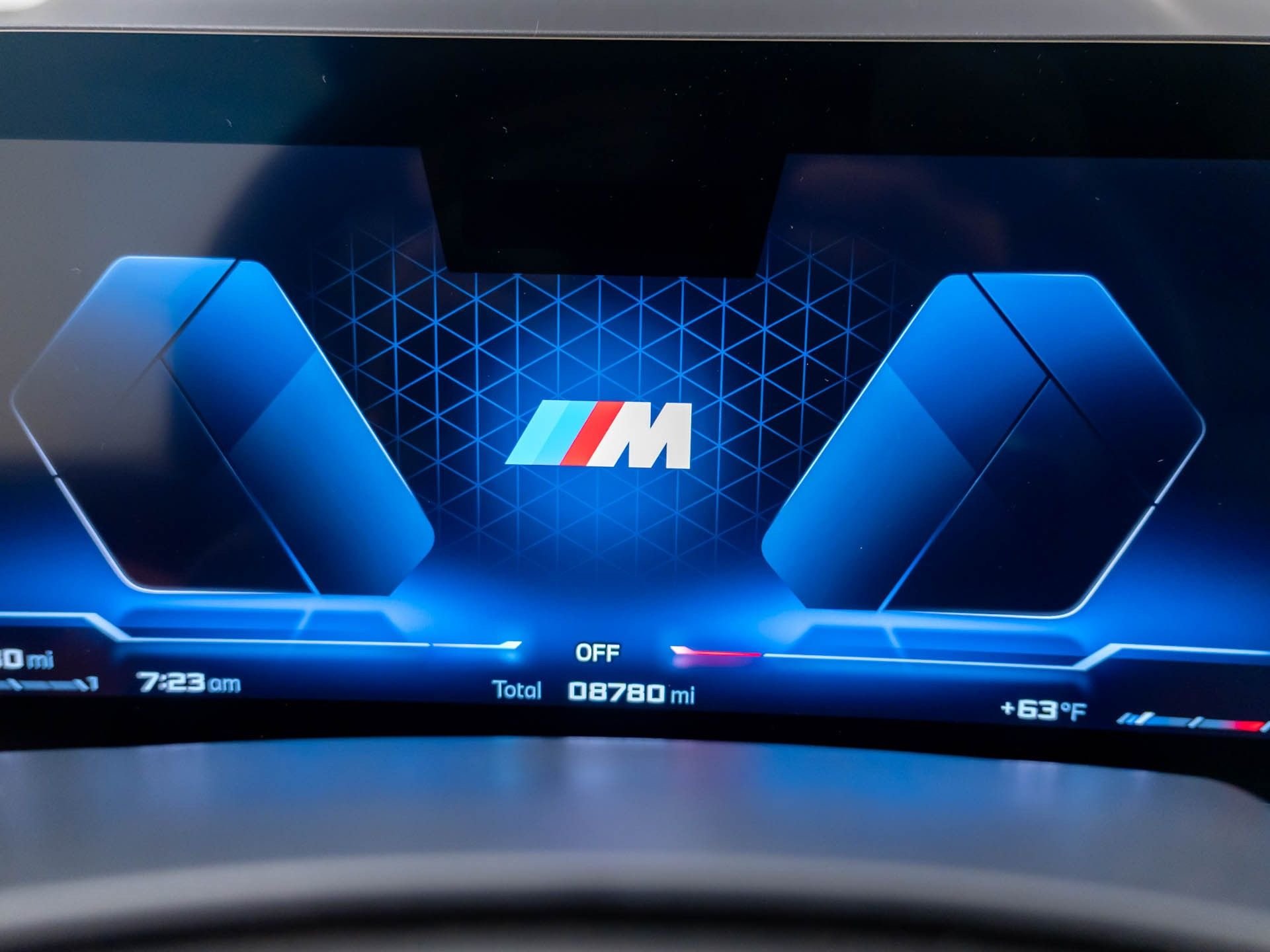 Certified Used 2025 Skyscraper Grey Metallic BMW M60i image 22