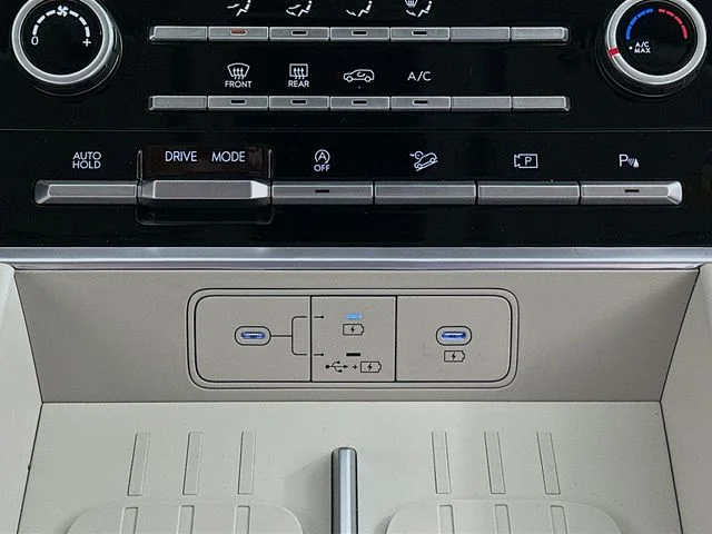 New 2026 Hyundai SANTA FE SE