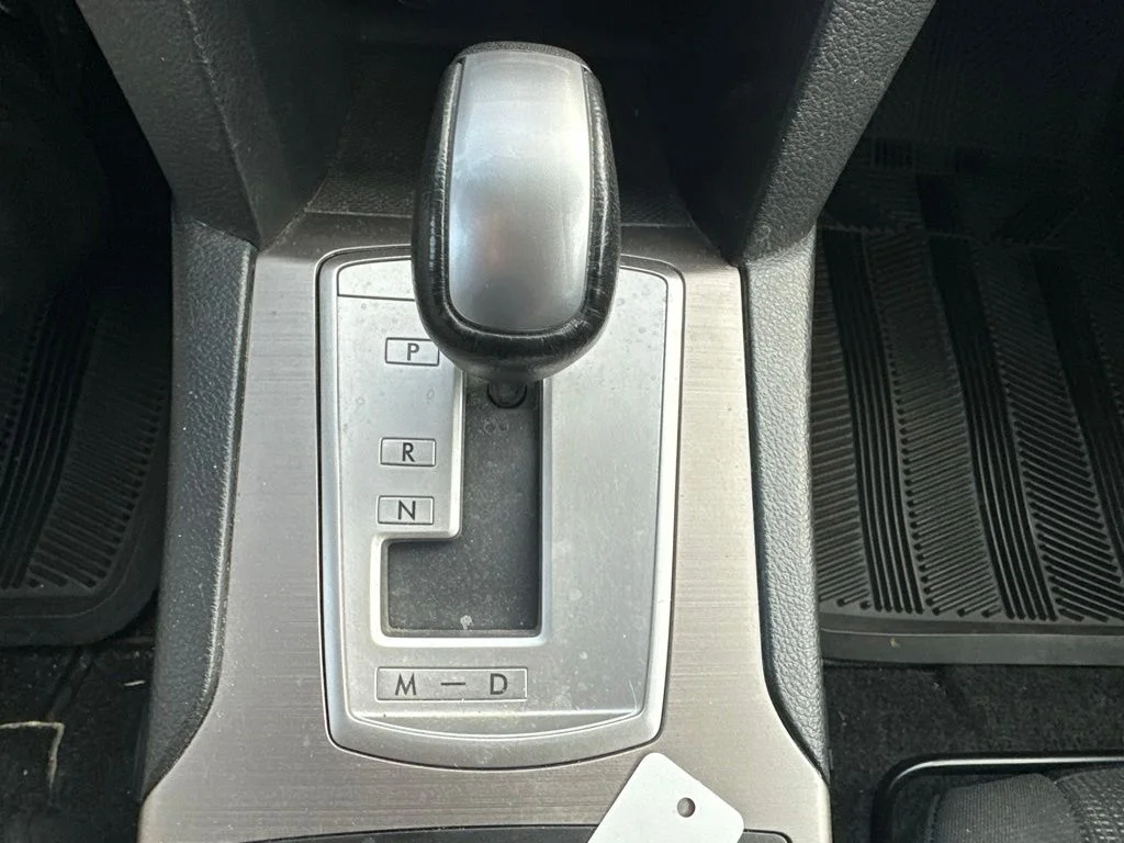 Used 2014 Blue Subaru 2.5i Premium image 19