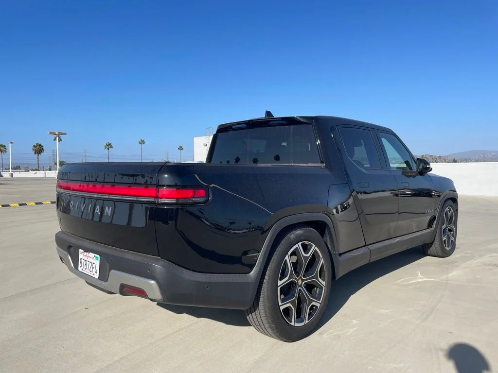 Used 2025 Rivian R1T Adventure with VIN 7FCTGBAA5SN040926 for sale in Orange, CA