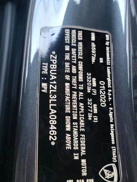Used 2020  Lamborghini Base image 30