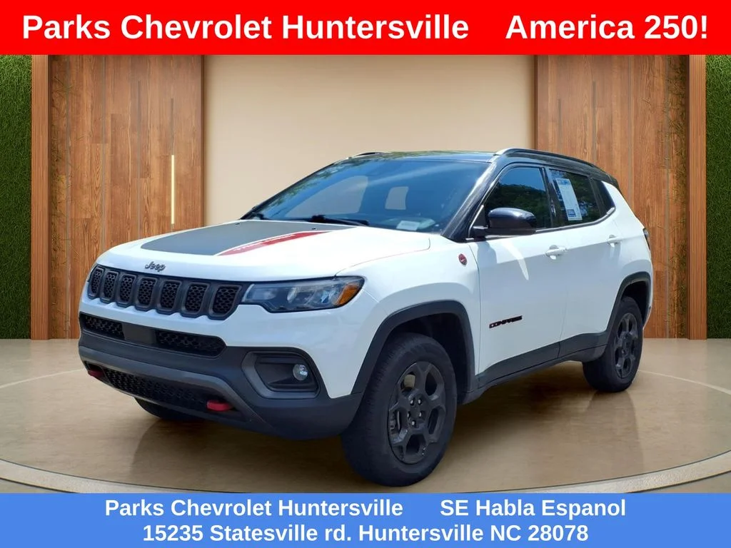 Used 2024 White Jeep Trailhawk image 28