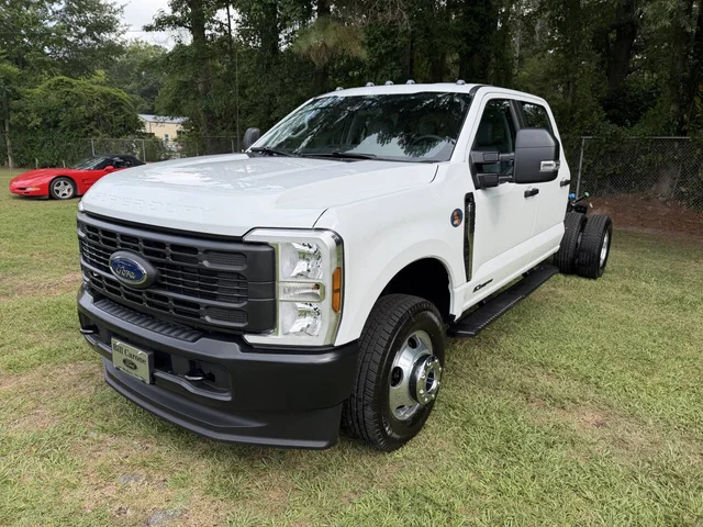 2026 Ford Chassis Cab F-350® XL