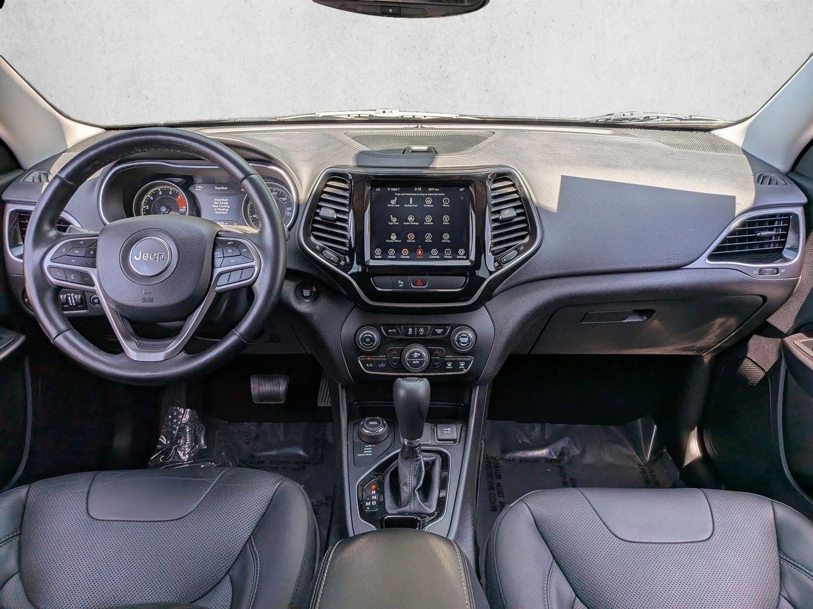 Used 2020 Diamond Black Crystal Pearlcoat Jeep Limited image 19