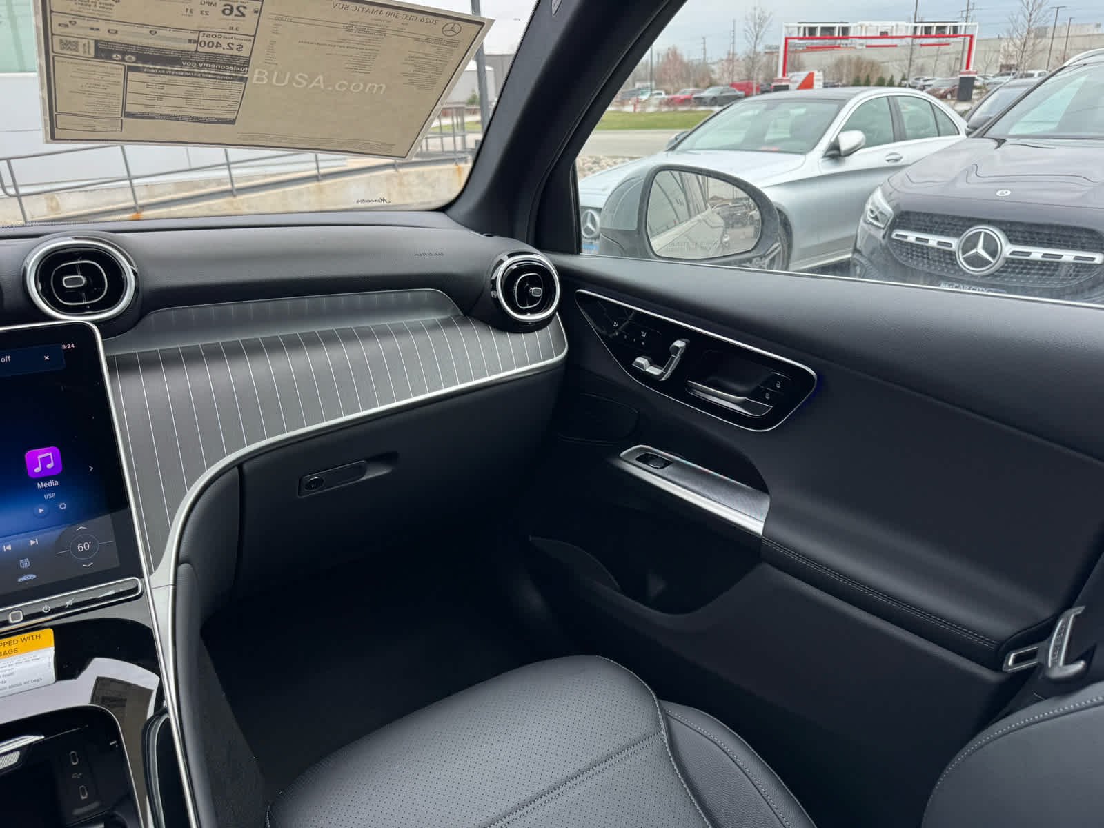 New 2026 MANUFAKTUR Alpine Grey Mercedes-Benz GLC 300 image 40