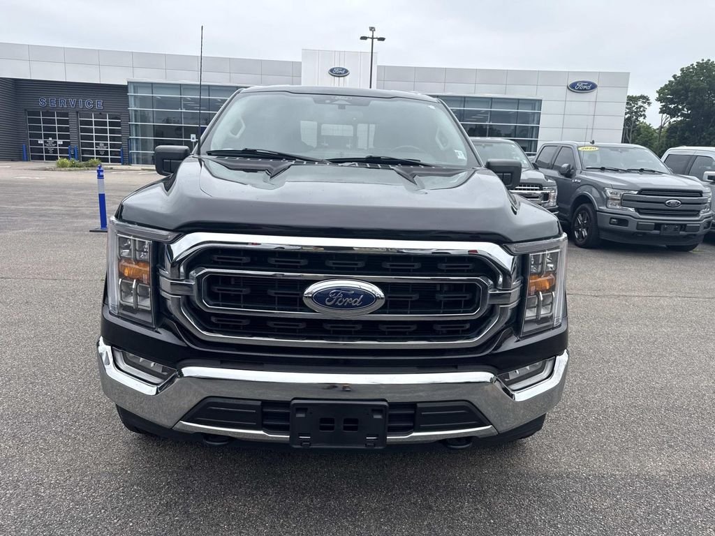 Used 2022 Black Ford XLT image 8