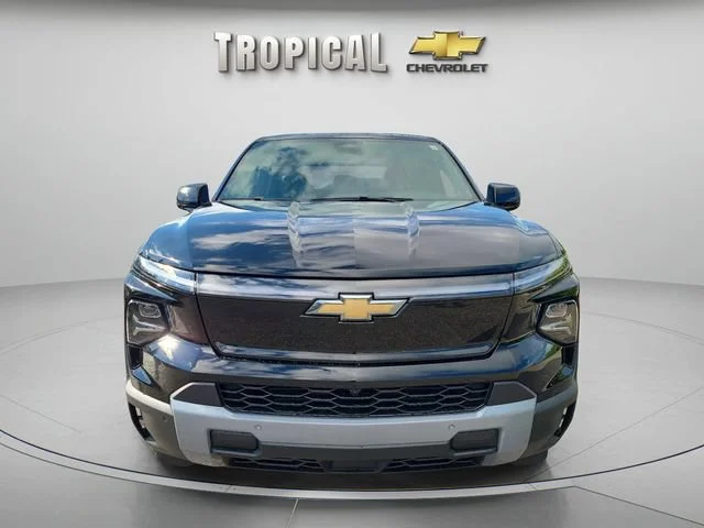 New 2026 Black Chevrolet LT - Extended Range image 8