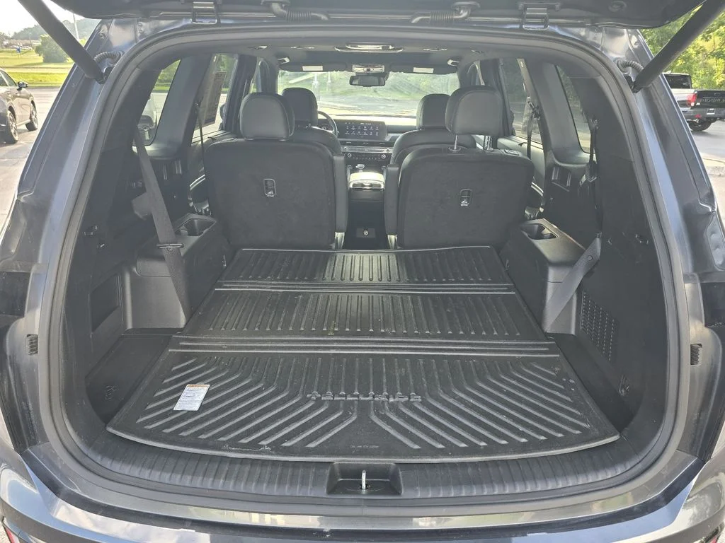Used 2024 Gravity Gray Kia EX X-Line image 26